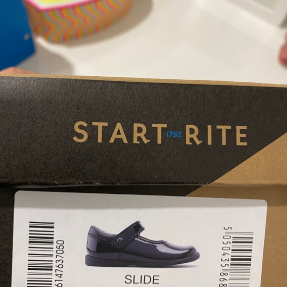 Start Rite Comfortable classic toddler shoes - Picture 2 of 2